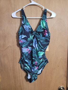 NWT Floral Swimsuit